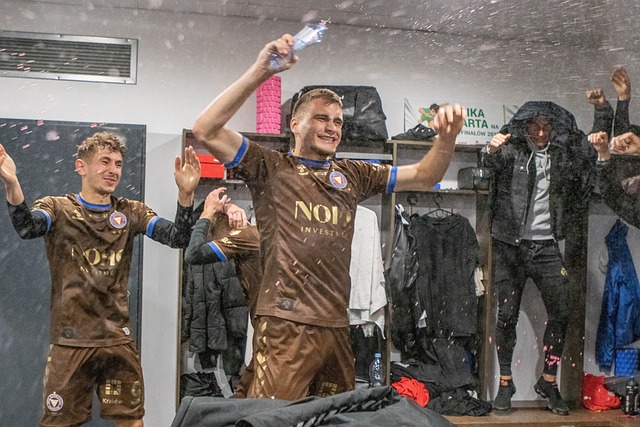 和全队的团 和全队的团